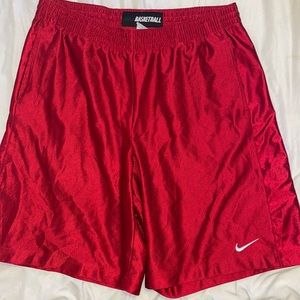 Vintage Nike shorts size XXL red